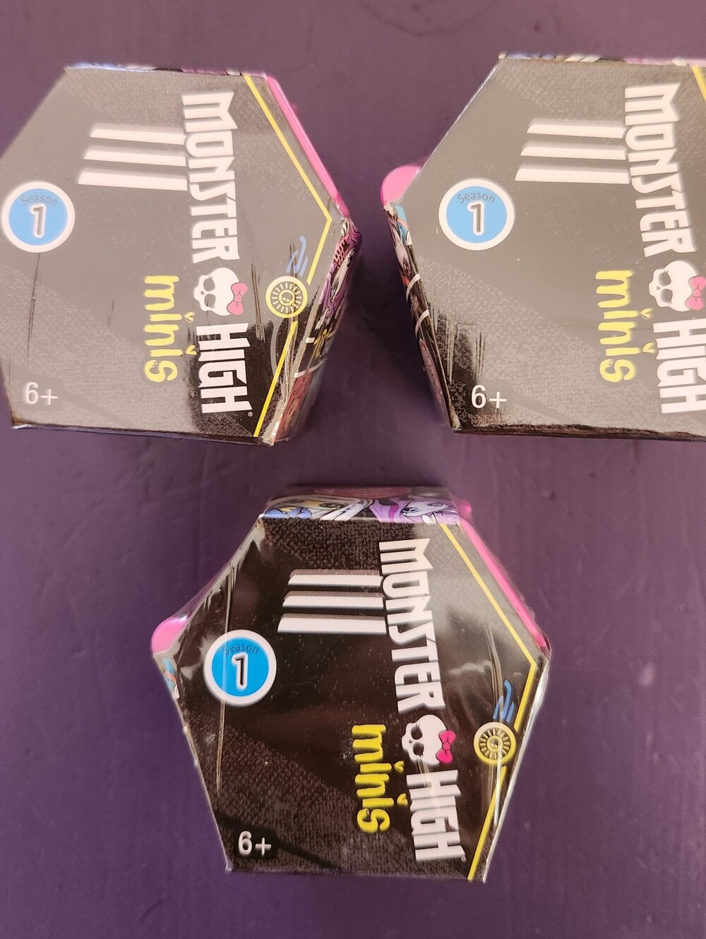 Monster High minis - Season 1 - Mystery Box - Lot Of 3